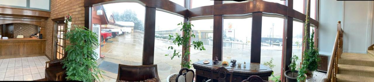 Stratford Inn Tyler Ngoại thất bức ảnh